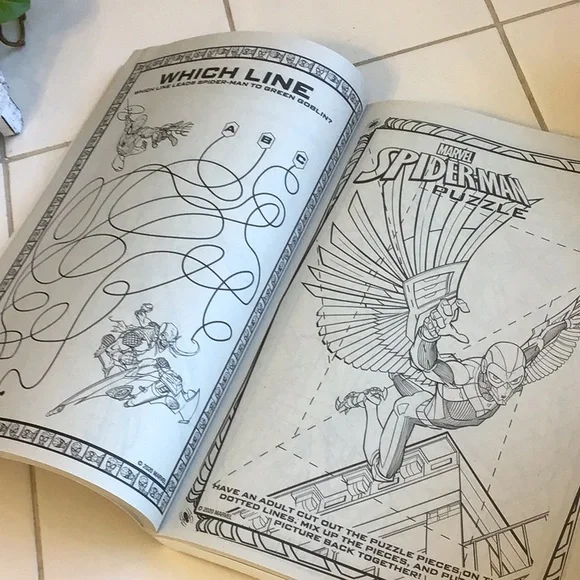 ‘Marvel’ Spiderman 3-D Backpack & Coloring/Activity Book - Picture 9 of 9